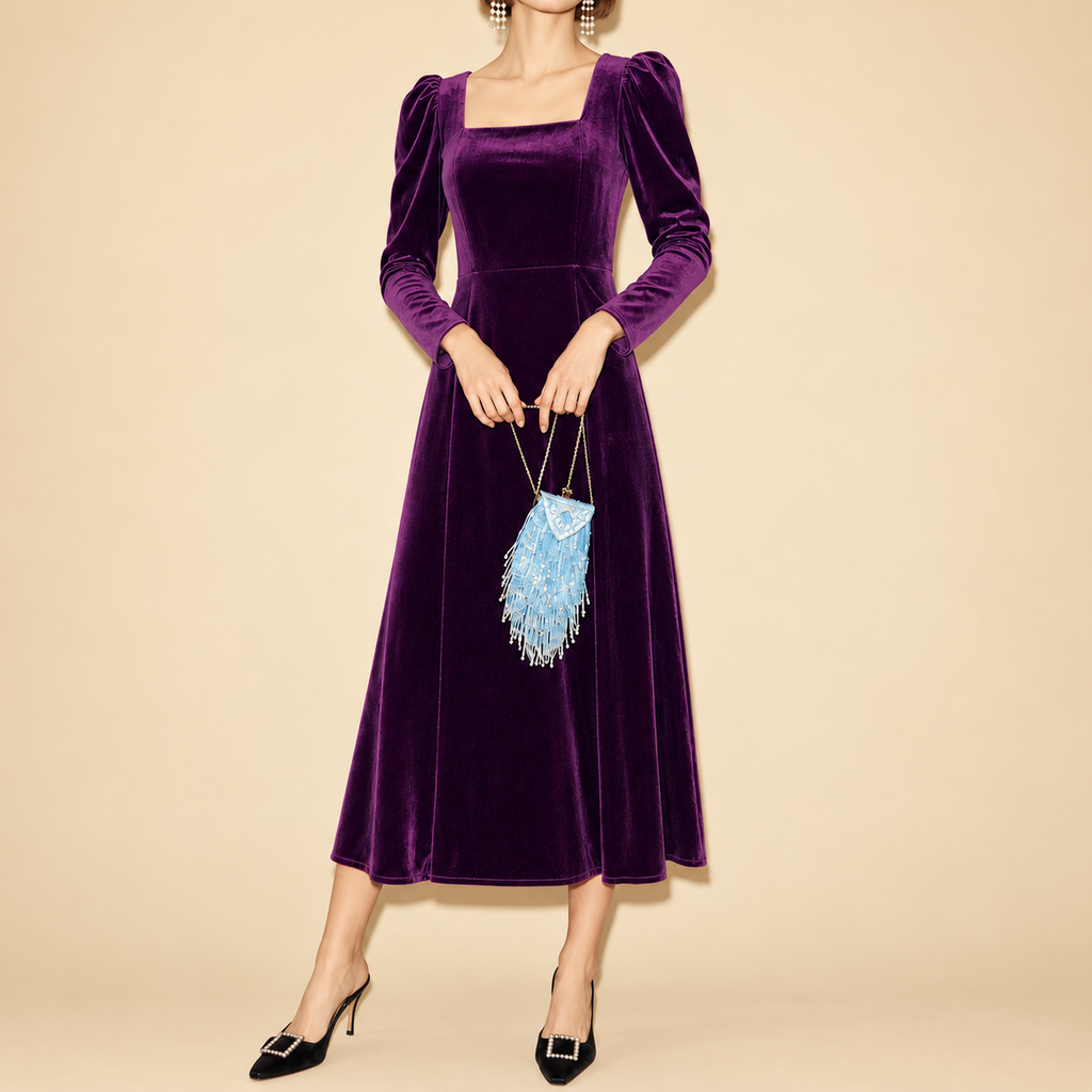 Vestido Midi De Terciopelo Morado Con Escote Cuadrado Y Mangas Largas